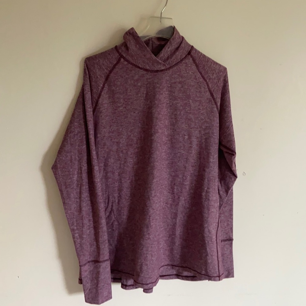 Lululemon Athletica red long sleeve yoga/ workout